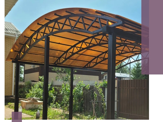 Изготовление навесов под ключ в Медногорске из качественных материалов